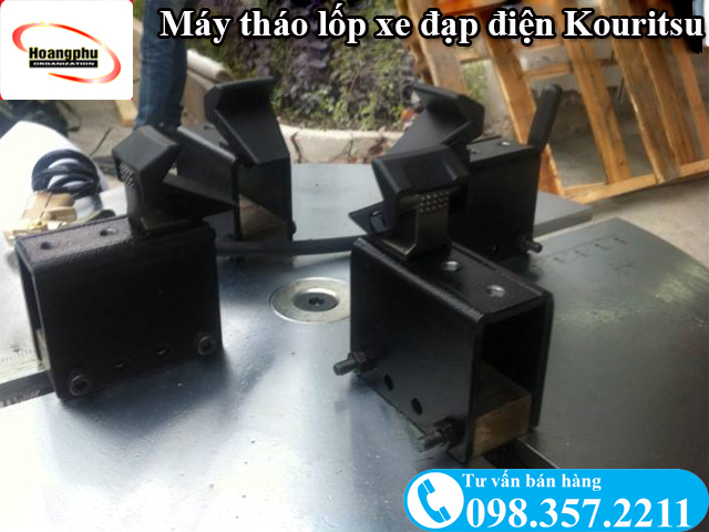 Máy tháo lốp xe máy